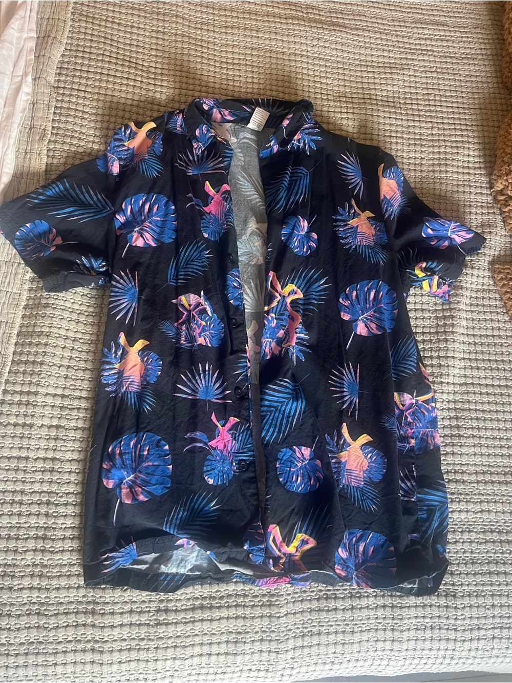 Dutch Bros Button Up Shirt Size M